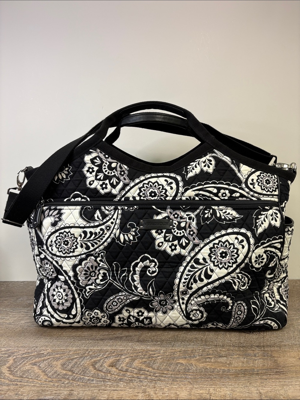 Vera Bradley Midnight Paisley Carryall Travel Weekender Bag Black White